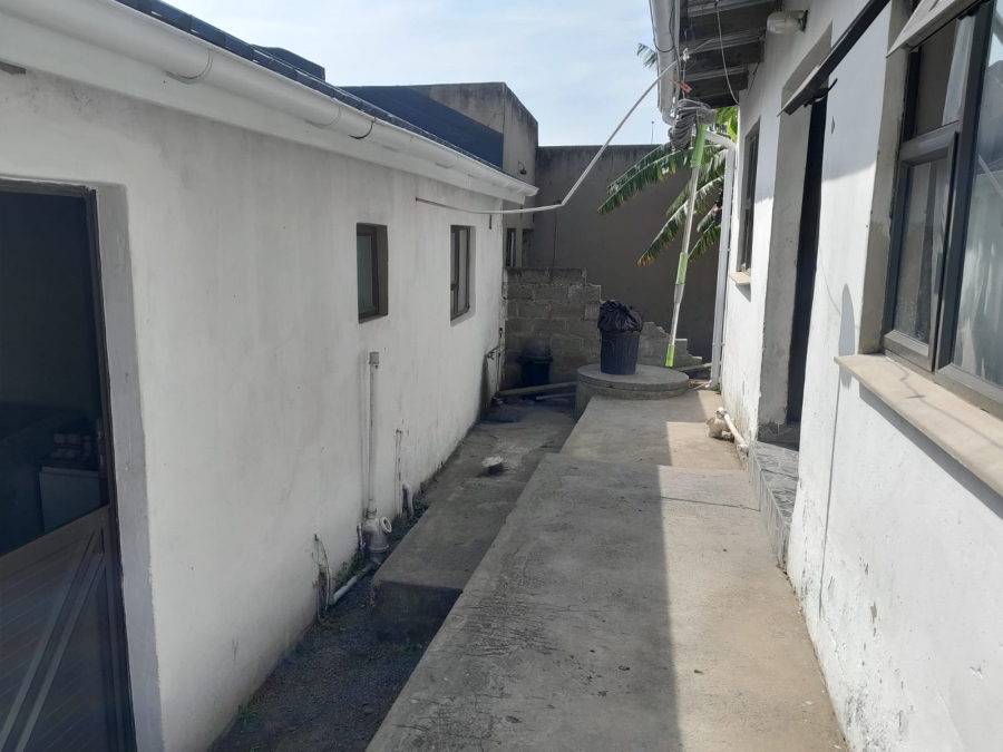 2 Bedroom Property for Sale in Mdantsane Nu 15 Eastern Cape